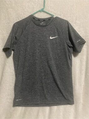 Nike Men's Gray Dri-FIT Short Sleeve Athletic Swim Tee